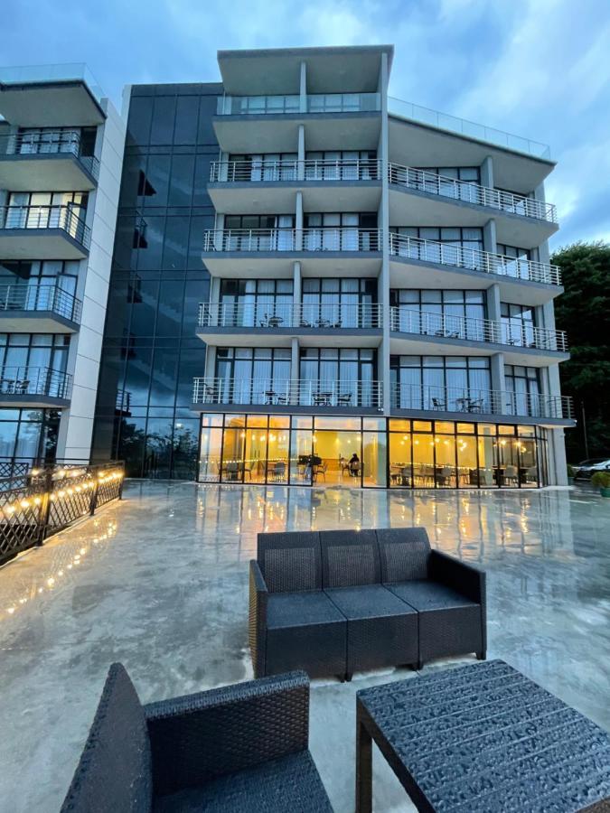 Hotel Biota Kvariati Εξωτερικό φωτογραφία
