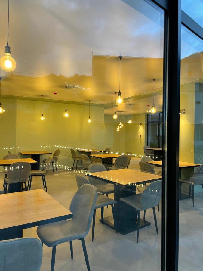 Hotel Biota Kvariati Εξωτερικό φωτογραφία